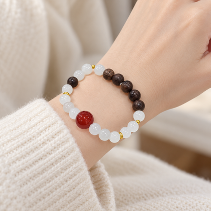 White Jade Red Agate Agarwood Bracelet on wrist | 白玉紅瑪瑙沉香手鏈上手